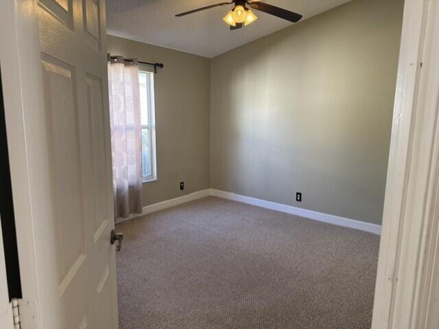 Foto del edificio - 1045 Island Manor Dr