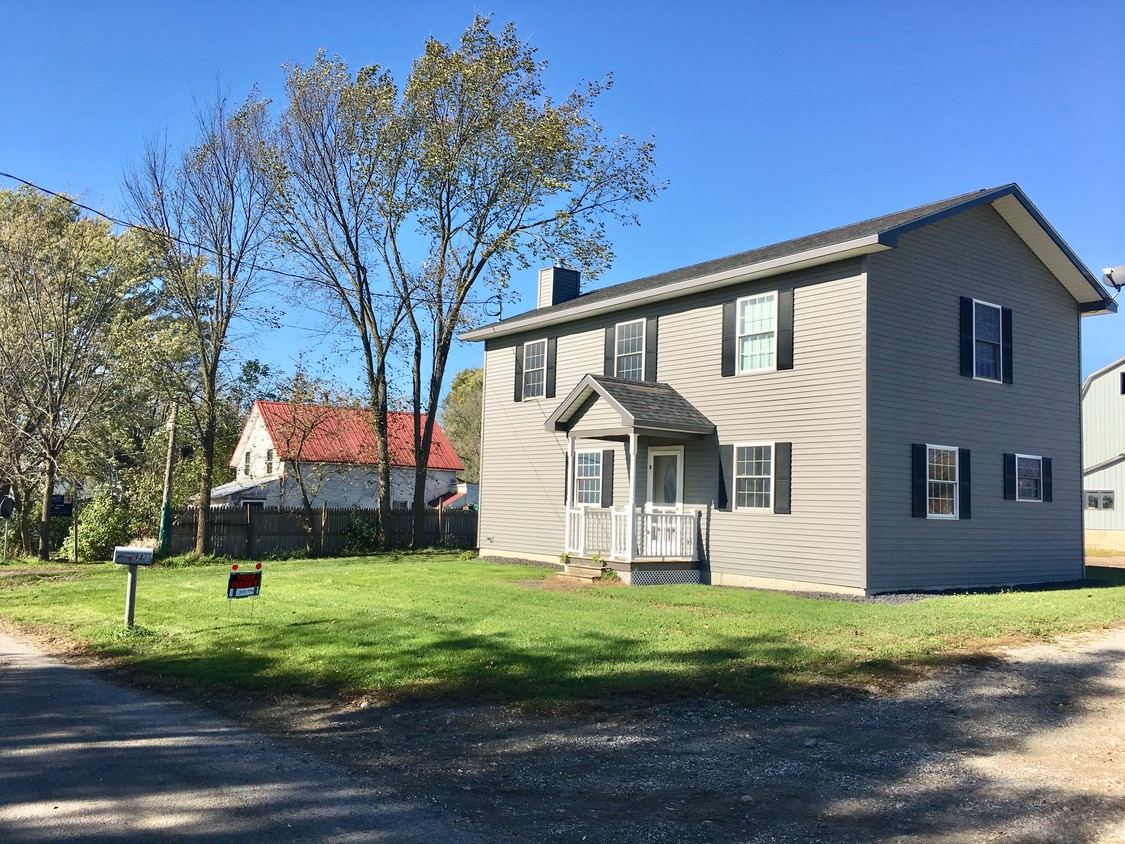 34 Creek Rd, Salisbury, VT 05769 House Rental in Salisbury, VT