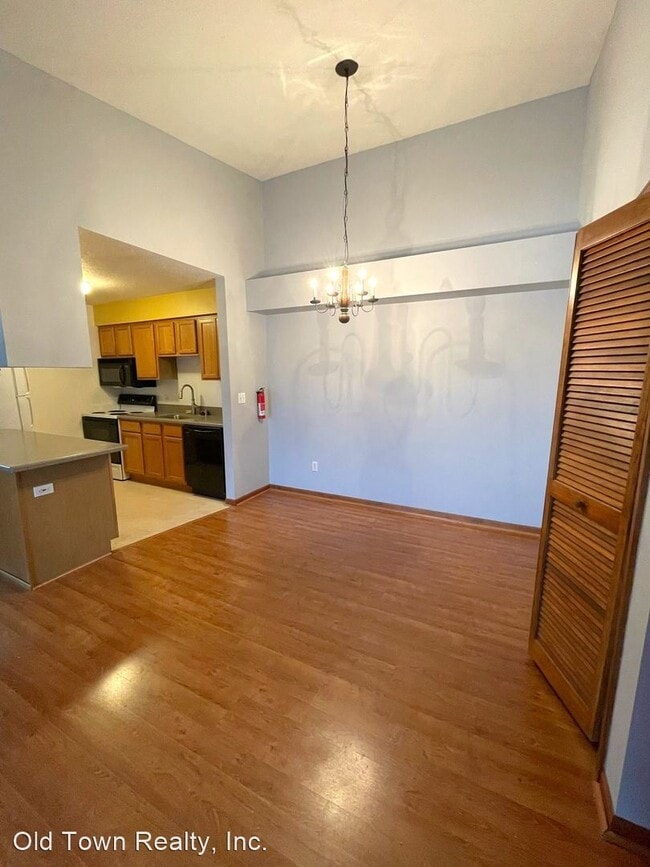 Building Photo - 2 br, 1 bath House - 2292 Touchdown #5