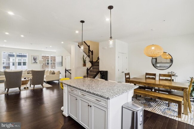Building Photo - 1311 Iron Oak Cv