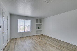 Building Photo - 6932 Kilgore Dr