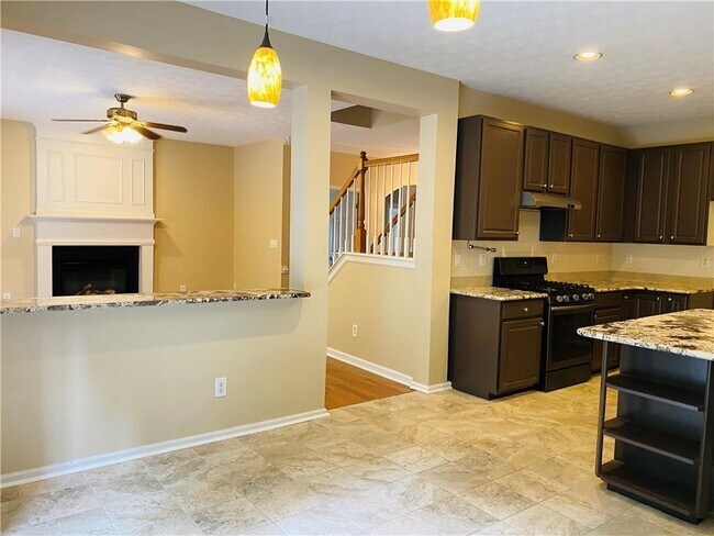 Foto del edificio - 3400 Palm Cir