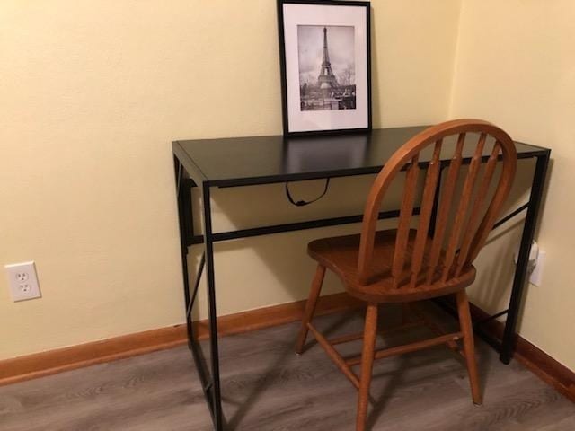 Building Photo - 426 Kling Dr