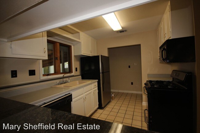 Foto del edificio - 2717 E 22nd St