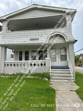 Building Photo - 3338 E 137th St