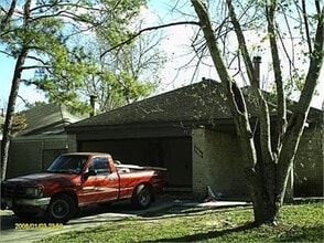 Building Photo - 11866 Greenloch Ln