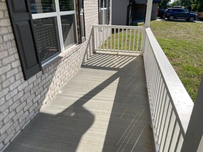 Foto del edificio - Maryville 37804 - 4 bedroom, 2 bath home - Call Ed Johnson 865-924-5045
