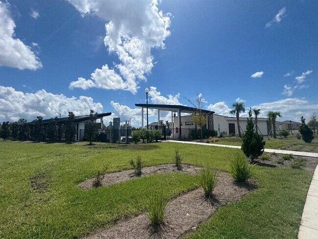 Building Photo - 371 Preston Cv Dr