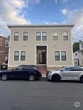 Building Photo - 9 6th St