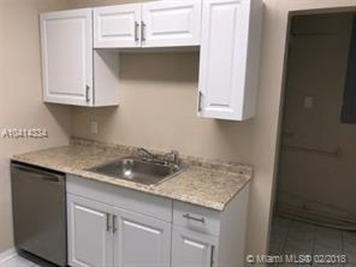 Foto del edificio - 7520 S Waterway Dr