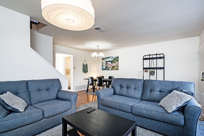 Foto del edificio - 4514 Dawson Ave