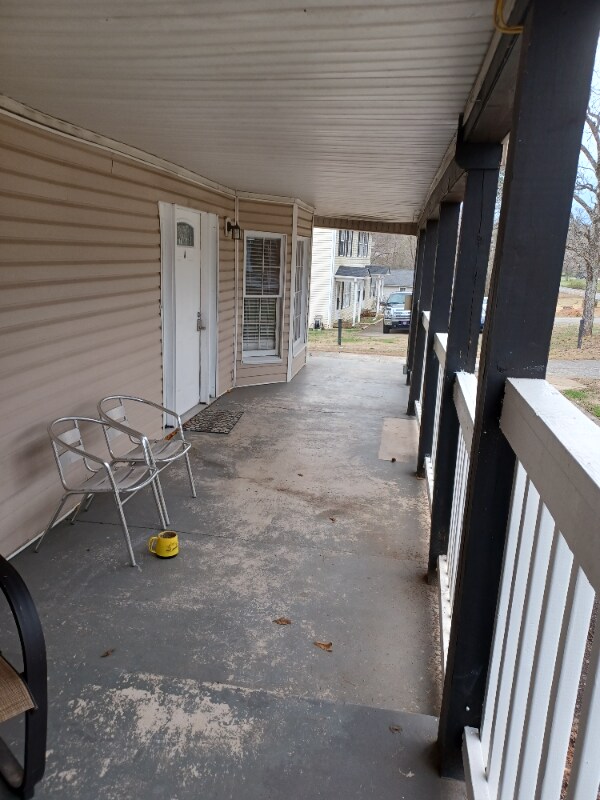 Foto del edificio - 735 Sugar Valley Rd SW