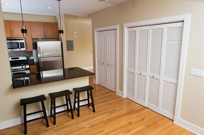 Kitchen 2 - 2771 W Francis Pl