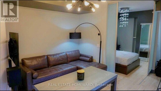 Photo du bâtiment - 8 Mercer St