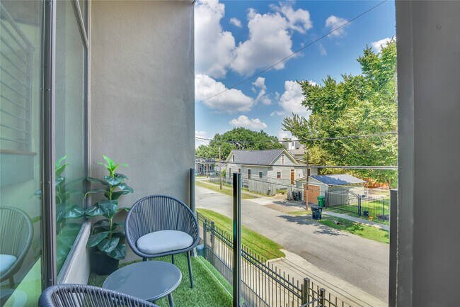 Foto del edificio - 1411 Hickory St
