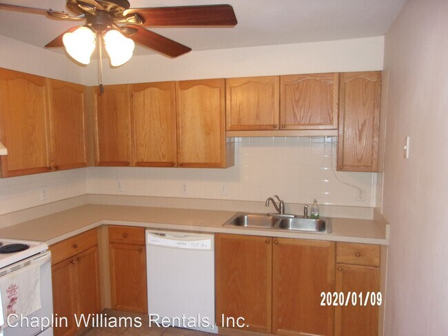 Building Photo - 2 br, 2 bath House - 23643 Bahama Point #1311