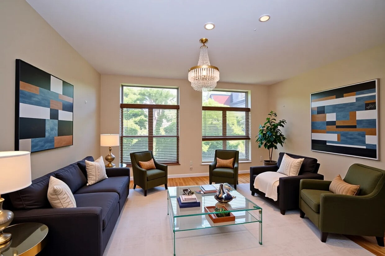 Foto principal - 353 E Eastgate Pl