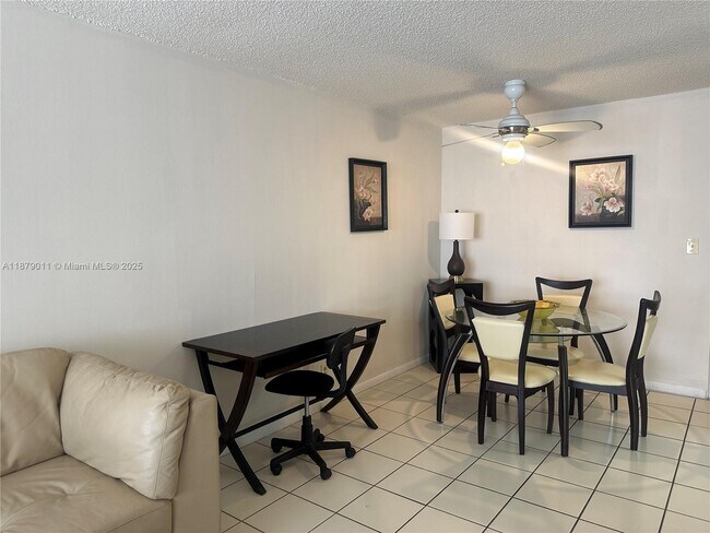 Building Photo - 5415 Collins Ave