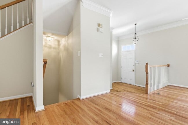 Building Photo - 21369 Sawyer Square