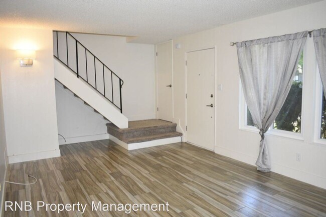 Building Photo - 3 br, 1.5 bath House - 8812 La Riviera Dri...