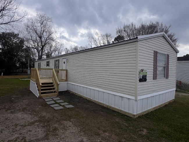 Photo - 18493 Prickley Ash Way House