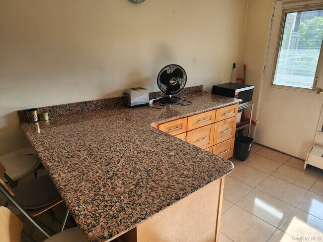 Foto del edificio - 61-55 98th St