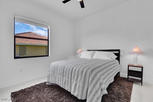 Foto del edificio - 4615 SW 18th Ave