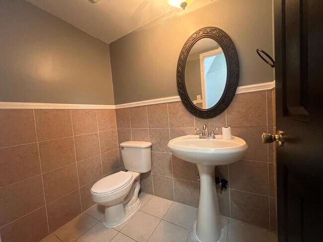 Foto del edificio - 1333 Court O