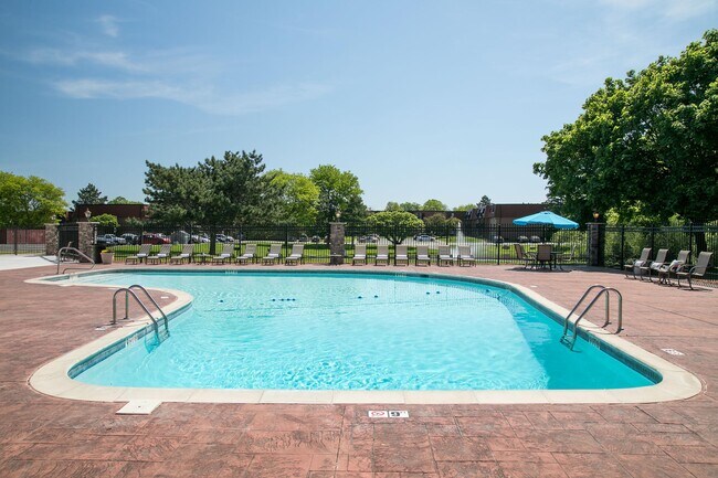 Piscina comunitaria - The Villas