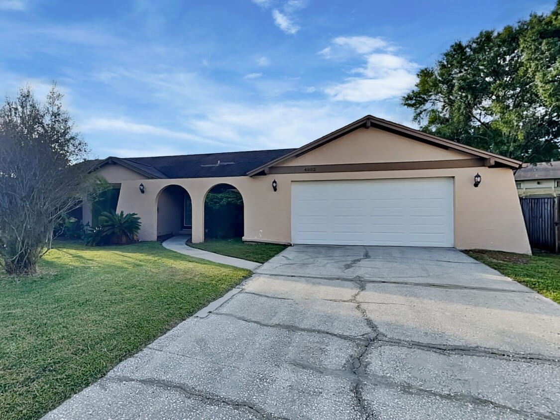 Primary Photo - 4602 Brownwood Ct