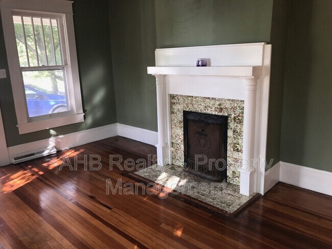 Foto del edificio - 815 Williams St