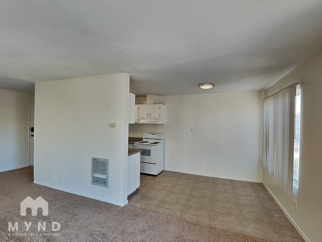 Building Photo - 240 Athol Ave