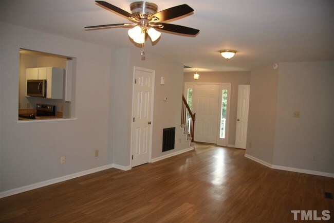 Building Photo - 114 Tapestry Terrace