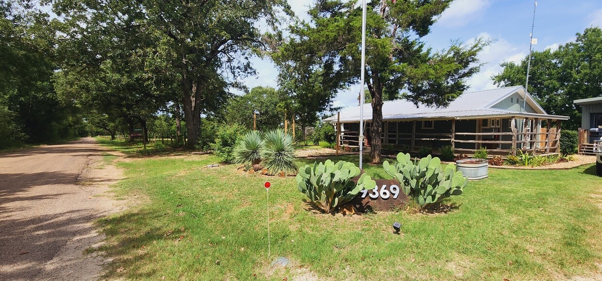 Photo - 9369 Co Rd 333 (Caldwell, TX)