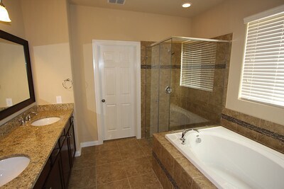 Foto del edificio - 24776 Buck Creek