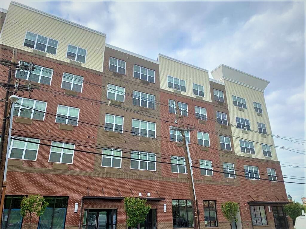Primary Photo - 79 W Jersey St