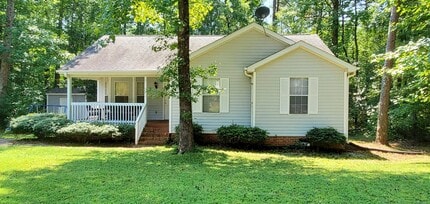 Building Photo - 5 Silver Spur Ct