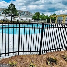 Building Photo - 471 Stoneybrook Dr