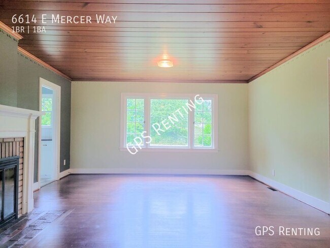 Building Photo - 1 bedroom 1 bath Cozy cottage