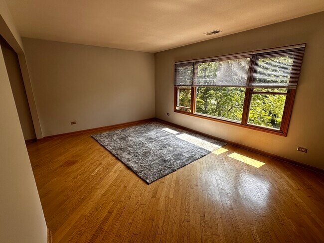 Foto del edificio - 6404 W Dakin St