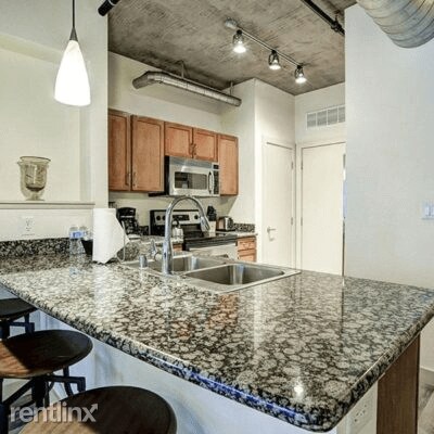 Foto del edificio - 2 br, 2 bath Apartment - 2015 Market St 512