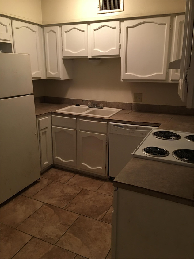 Foto principal - 2150 Merriman St