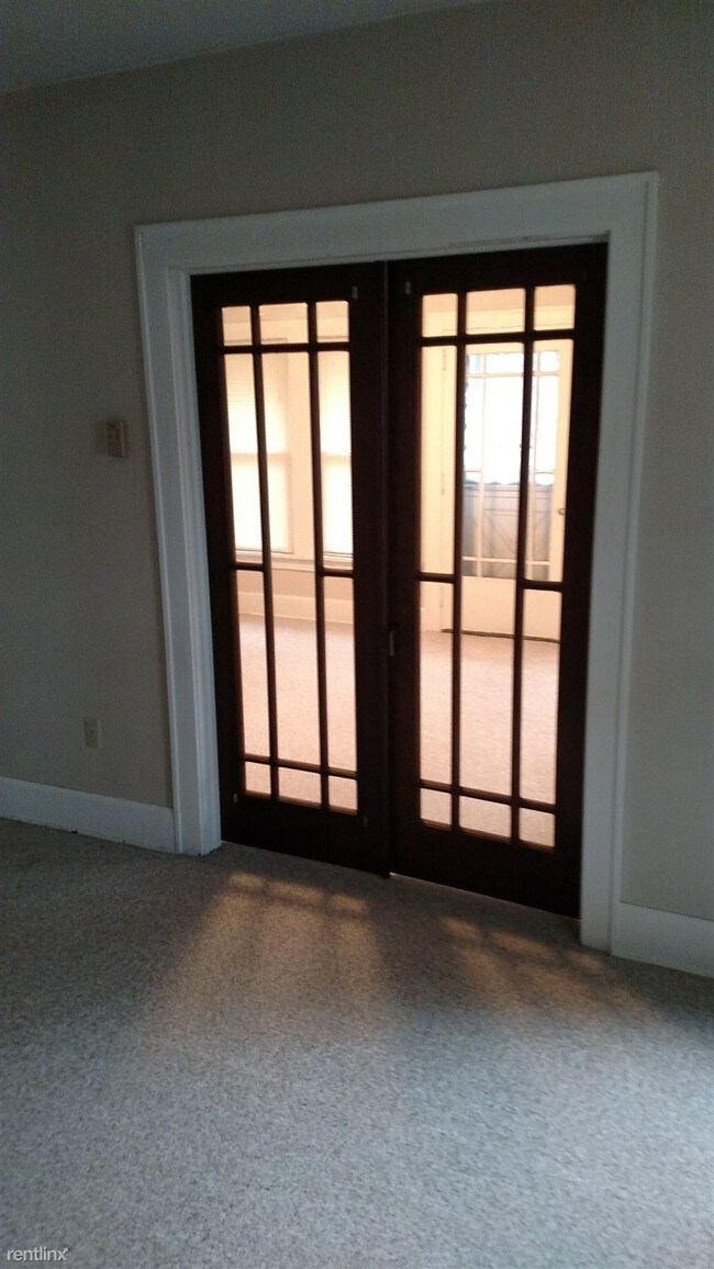 Foto del edificio - 531 Earl Ave