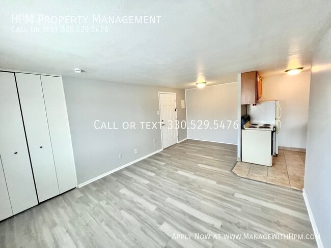 Building Photo - 20604 Lorain Rd