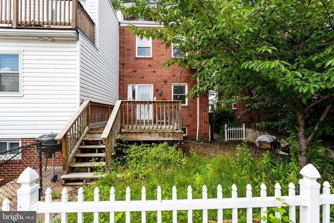 Foto del edificio - 4627 12th St NE