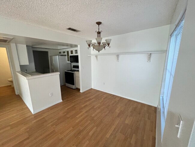 Building Photo - 7100 Pirates Cove Rd