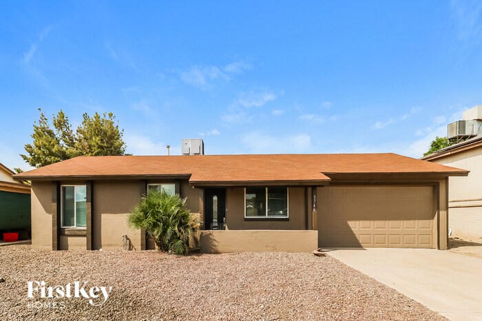 Primary Photo - 3746 W Bloomfield Rd