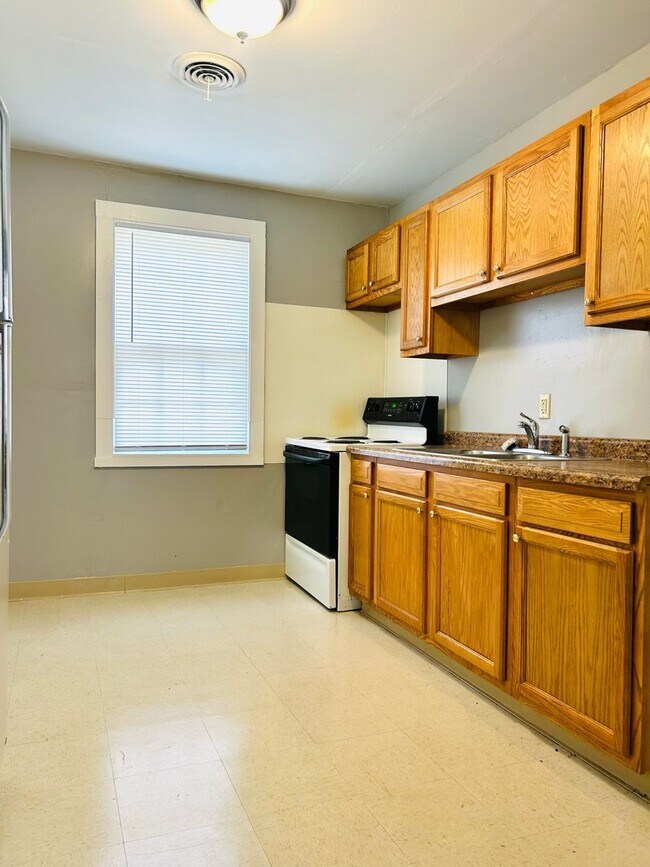 Foto del edificio - Move In Ready! 2 Bedroom House