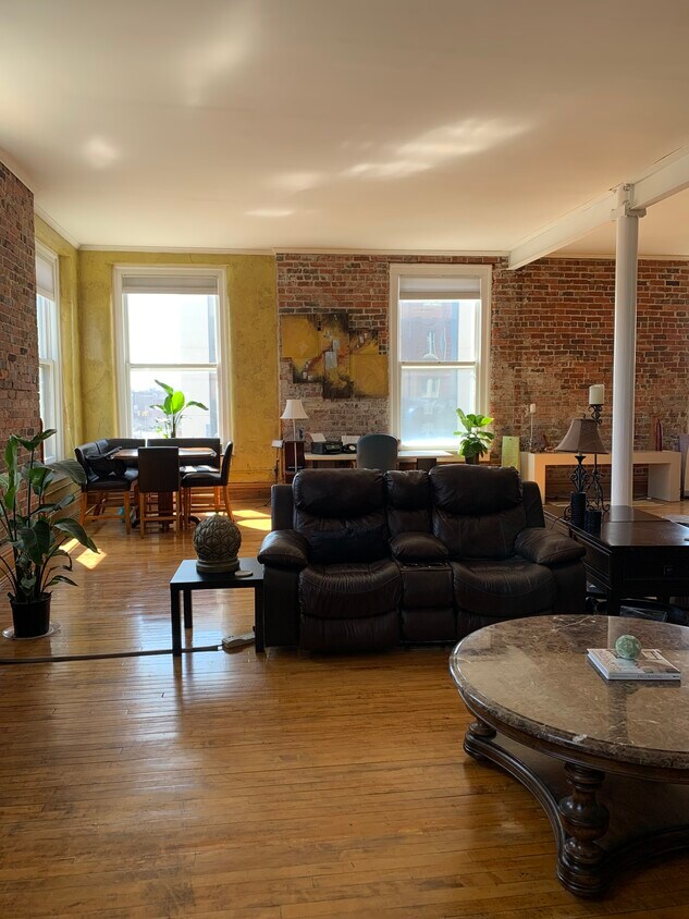 Foto principal - 115 N Prospect St