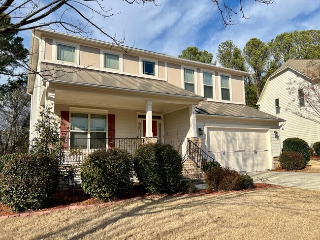 Building Photo - 5 Bed | 3 Bath House in Cary with Screened...